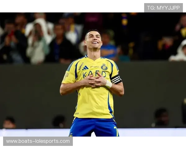 足球巨星私生活风波不断内幕揭秘 娱乐圈背后的混乱与隐秘故事